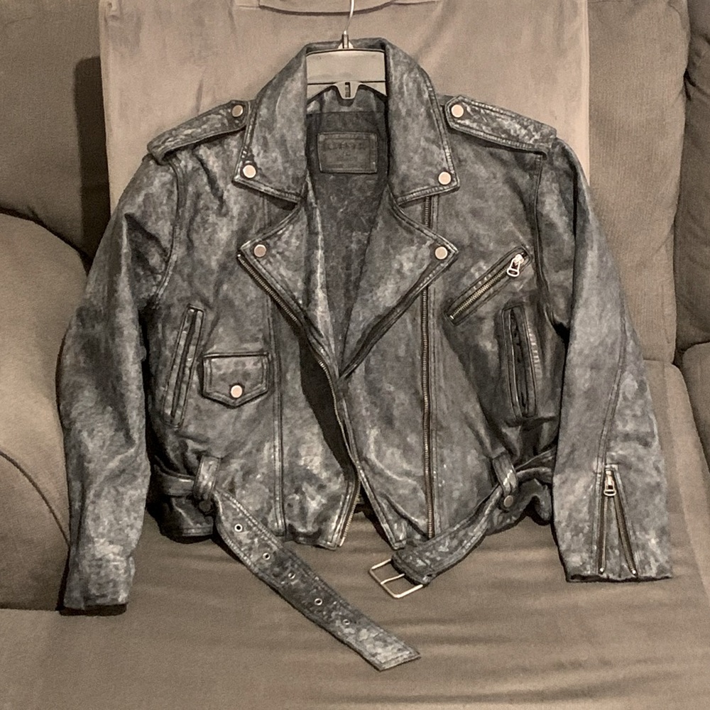 Carmar Women’s Leather Jacket (size 4)